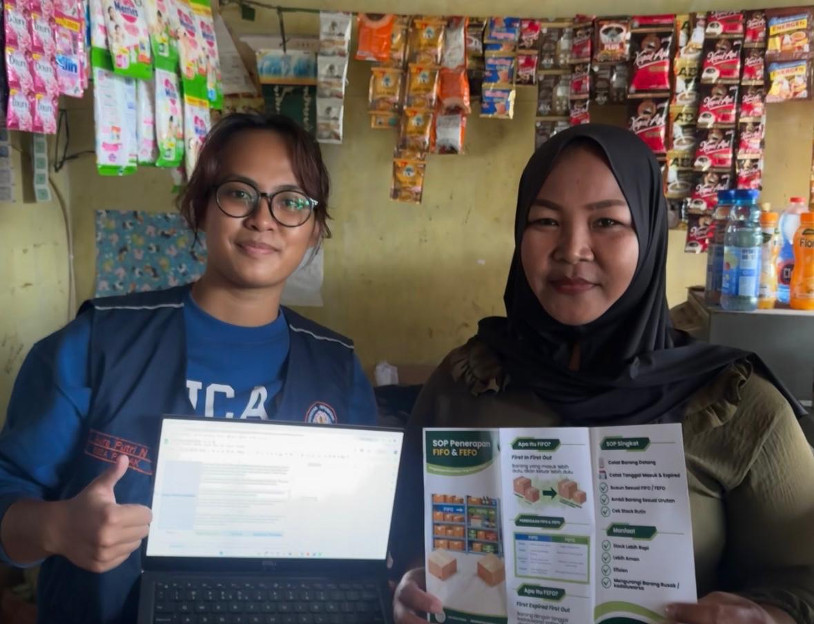 Dorong Efektivitas Pengelolaan Stok UMKM Warung, Mahasiswa KKN Undip Terapkan Edukasi Terkait Sistem Forecasting Sederhana dan Metode FIFO/FEFO di Desa Pagak