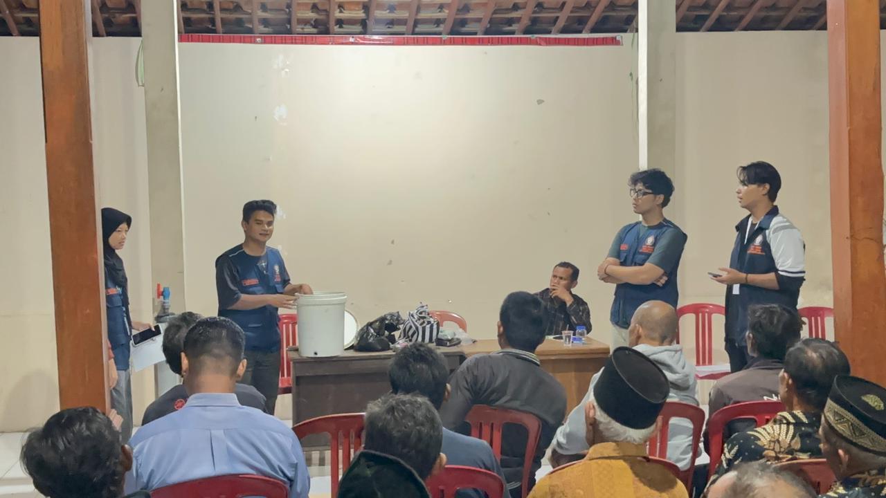 Mahasiswa KKN Universitas Diponegoro Hadirkan Solusi Air Bersih Melalui Filtrasi Sederhana Berbasis Bahan Swadaya di Desa Pagak